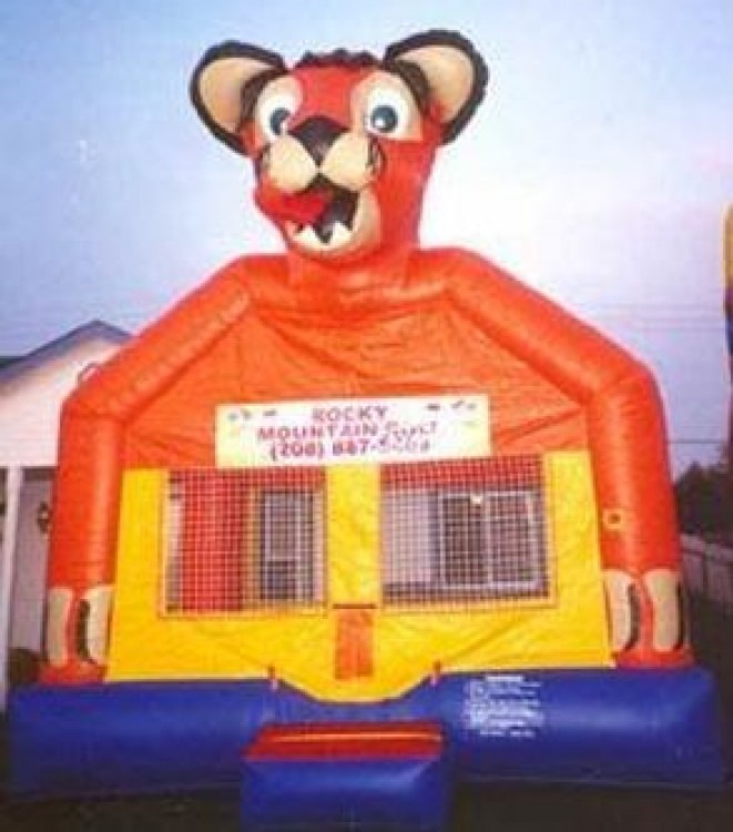 Tiger Jumphouse